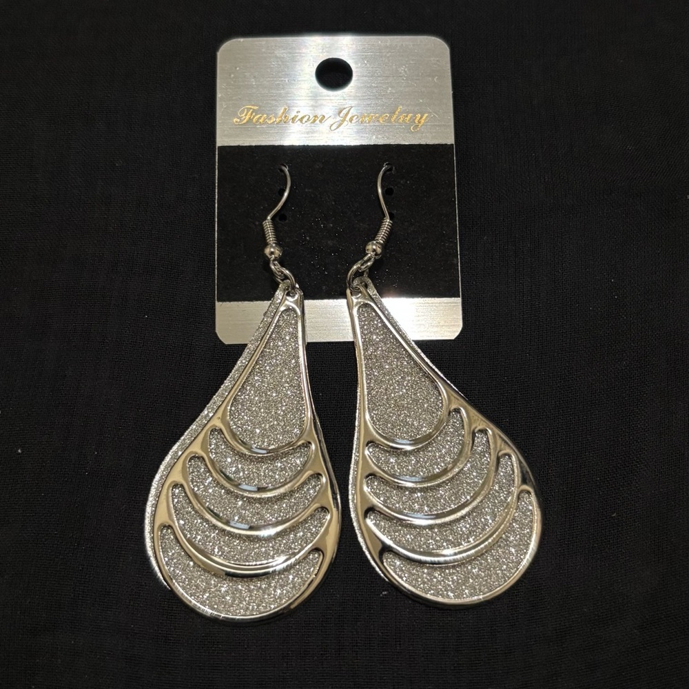 Elegant Silver Teardrop Earrings